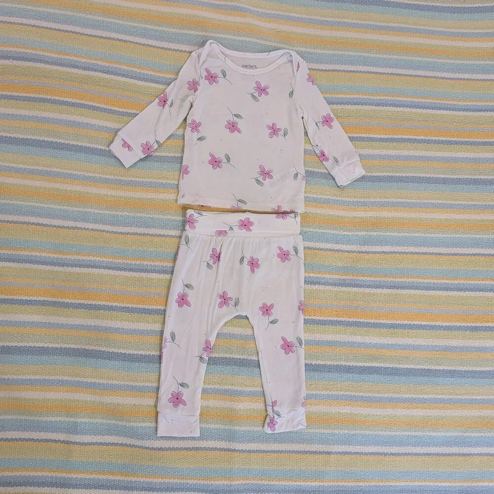 Girl's Carter's floral print set size 9 months